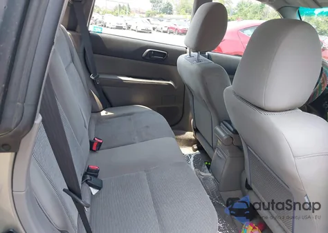 2006 Subaru Forester 2.5X z USA, uszkodzony, nr VIN JF1SG63676H740216